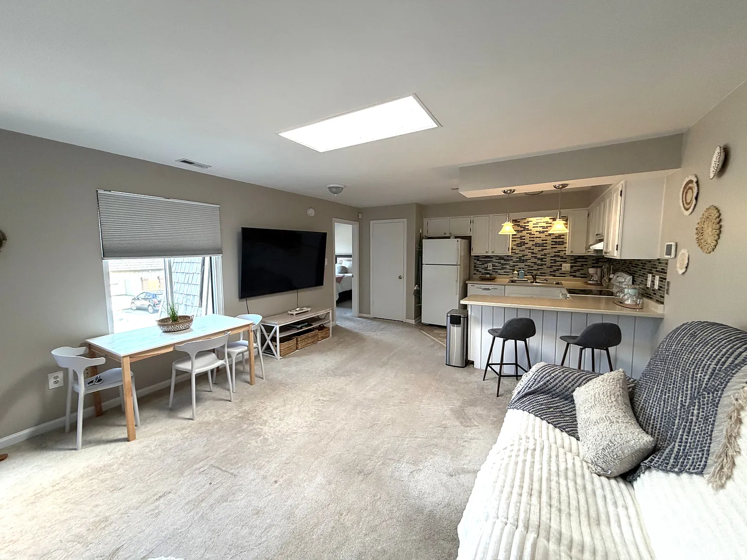 2 bed, 948 sqft, $2,100 — Photo 4