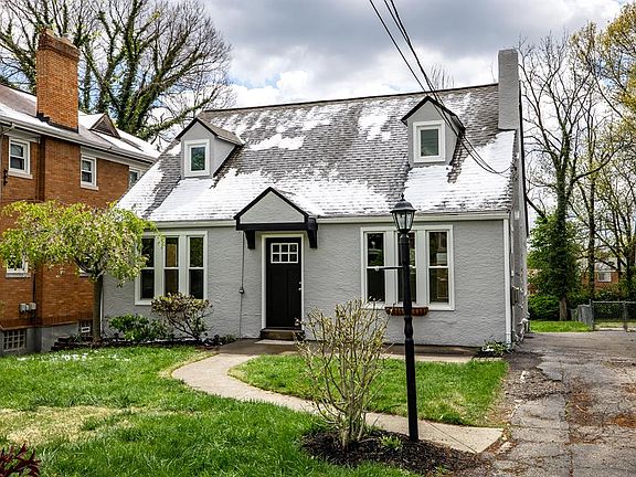 2nd image of 3627 Ravenwood Ave