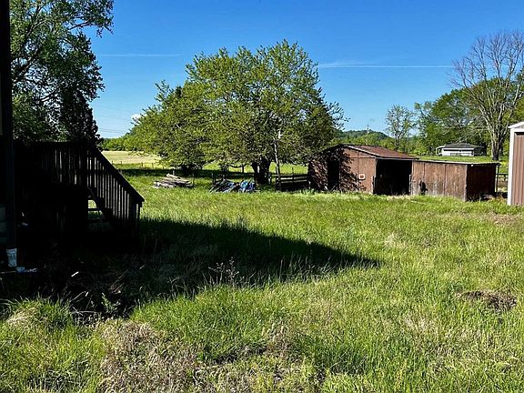 3rd image of 2775 Gallia Pike