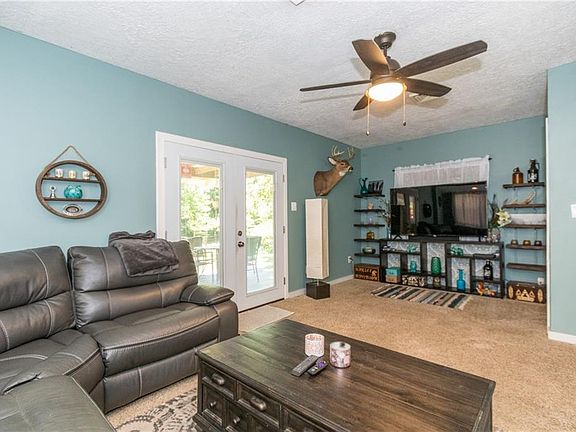 3rd image of 10913 E County Road 700 N