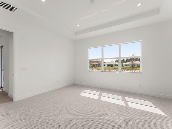5th image of 14124 SW Delilah Way