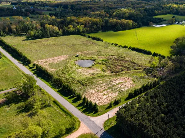 Moraine Rd, Hatley, WI 54440