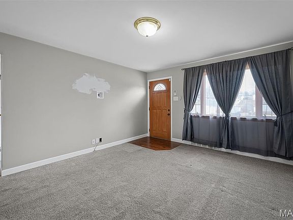 5th image of 10809 Platte Dr