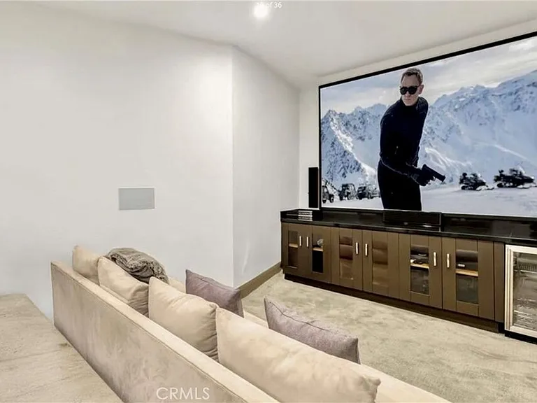 8835 Evanview Dr — Photo 11