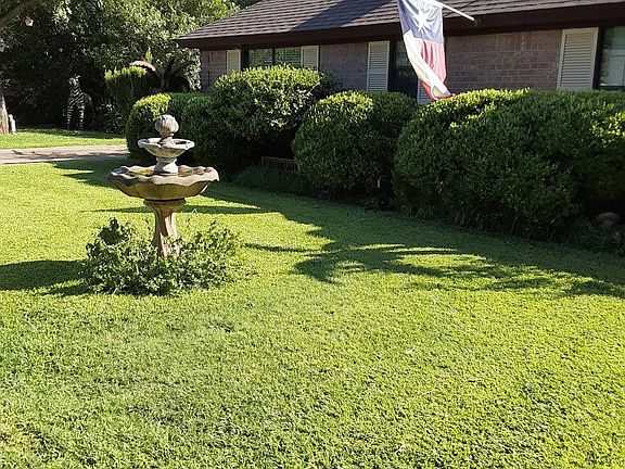 2nd image of 1502 Richland Dr