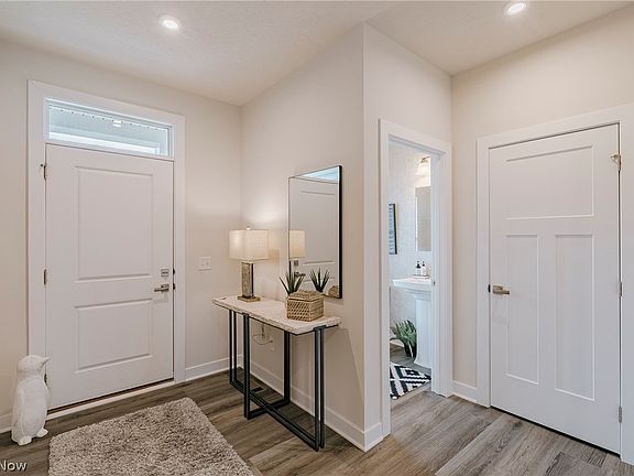 3rd image of 23558 Daisey Dr