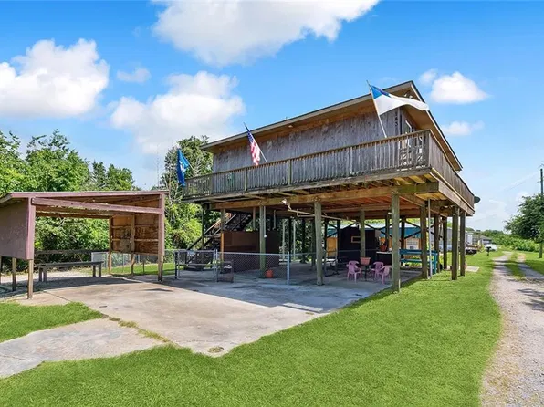 143 Lowry Ln, Port Sulphur, LA 70083