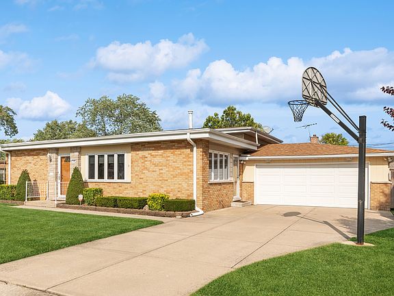 2nd image of 245 Avonelle Dr