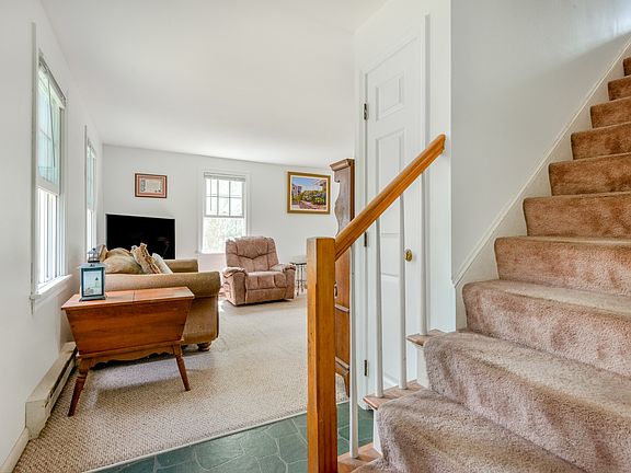 3rd image of 35 Surfside Rd