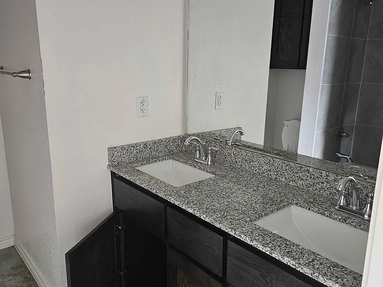 4404 Water St #A — Photo 18