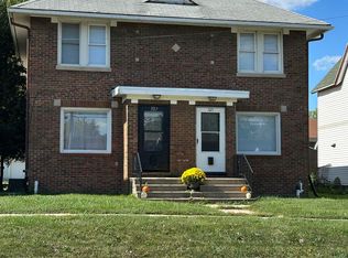 325 N 7th St, Dekalb, IL 60115