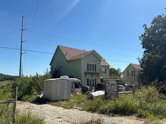 3rd image of 40 County Road 123