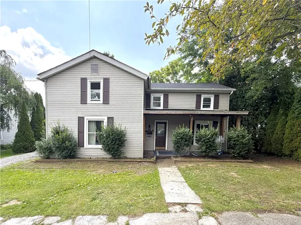 240 E Beaver St, Mercer, PA 16137