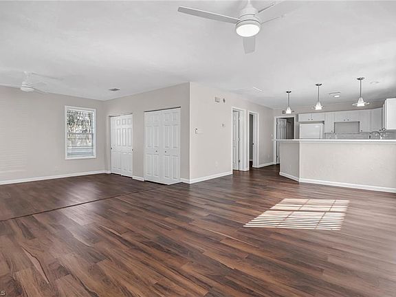 4th image of 290 Leawood CIR
