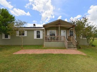 40331 Dusek Ln, Hempstead, TX 77445