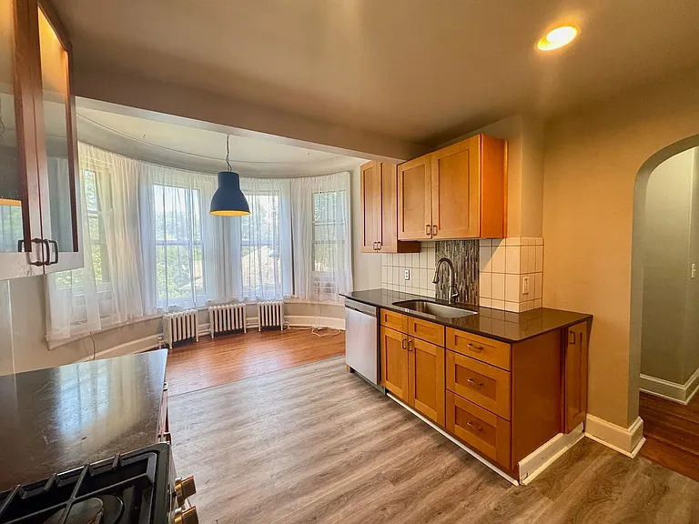 211 Loraine Ave — Photo 19