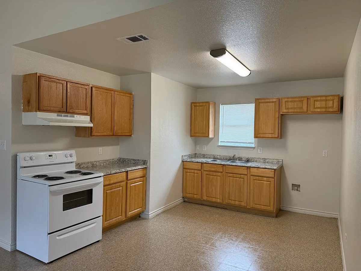 Building Photo - 1117 S 9th St #B