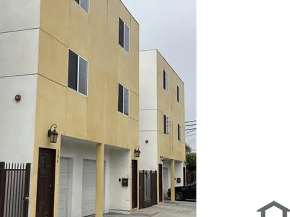 102 W 40th Pl, Los Angeles, CA 90037