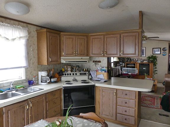 5th image of 525 Willie Ln
