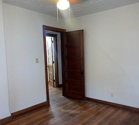 4th image of 23 Illinois Ave #25