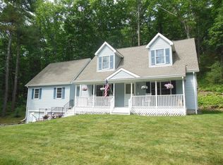60 River Rd, Sturbridge, MA 01566