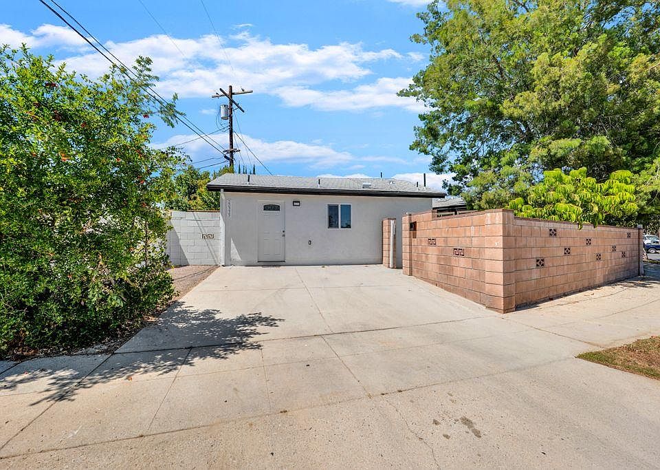 1st image of 20335 Schoenborn St