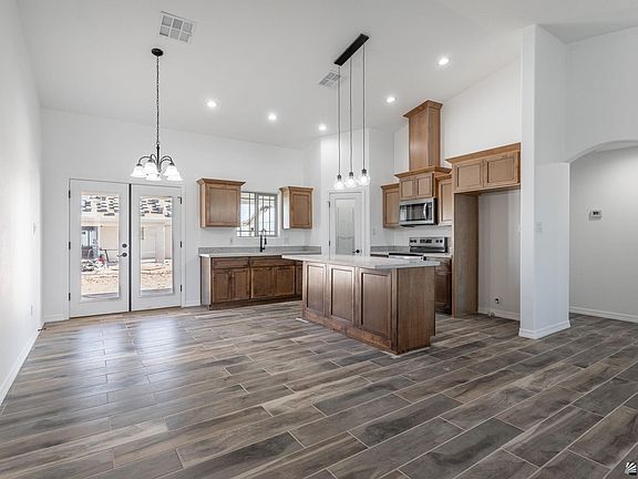 4th image of 10753 E 45th Pl