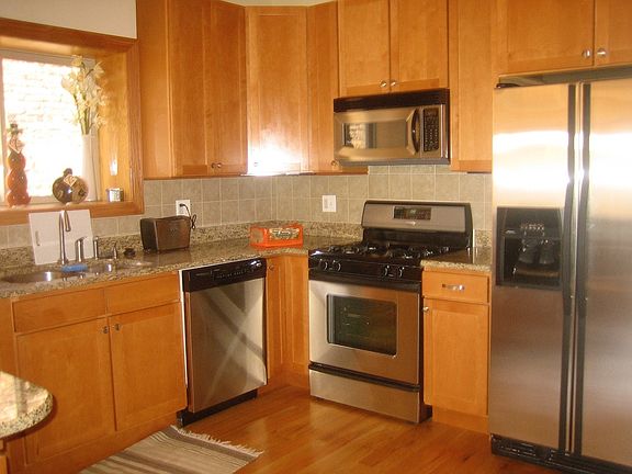 5th image of 5737 S Michigan Ave Unit 3N