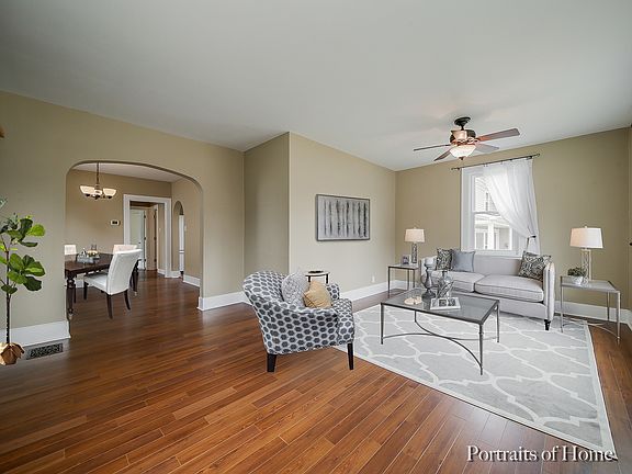 2nd image of 422 E Washington Blvd