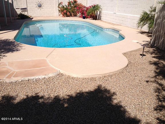 4th image of 3920 E Desert Flower Ln