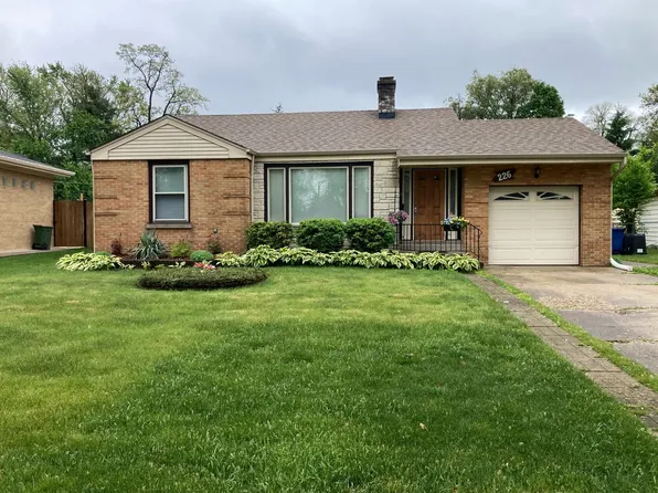 226 Tioga Ave, Bensenville, IL 60106
