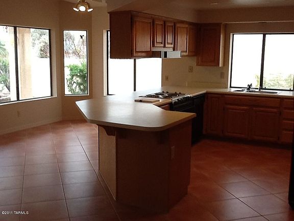 3rd image of 64162 E Meander Dr