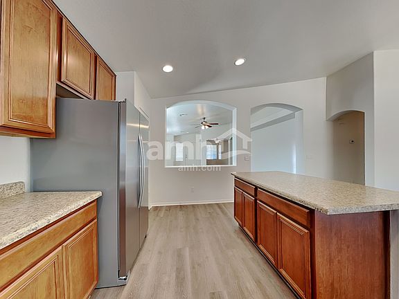 5th image of 16910 W Adams St