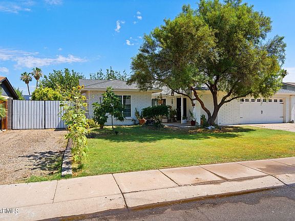 2nd image of 5124 W Larkspur Dr