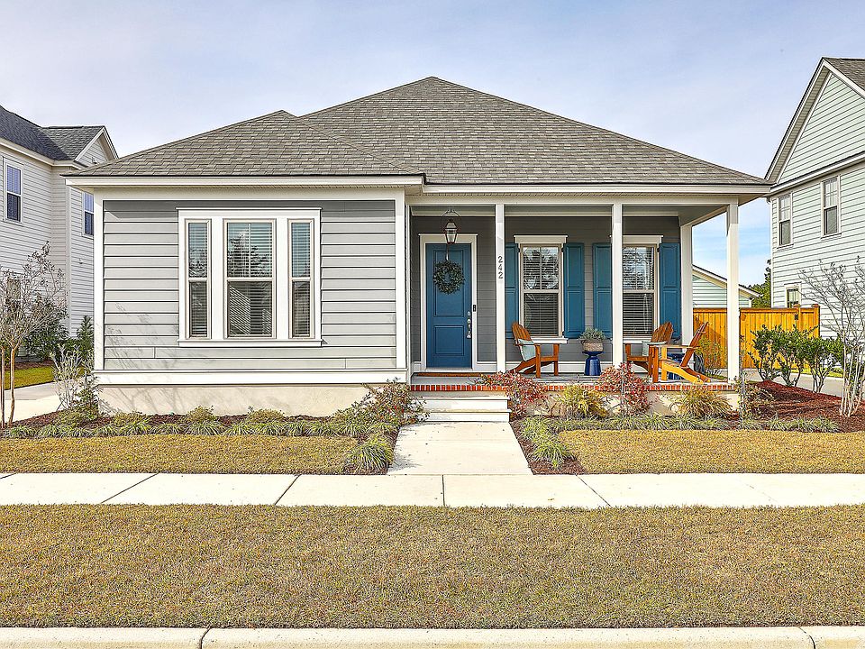 1st image of 242 Great Lawn Dr