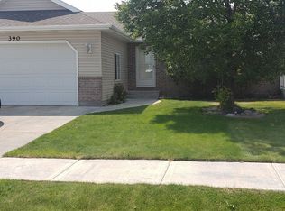 390 Bridger Dr, Ammon, ID 83406