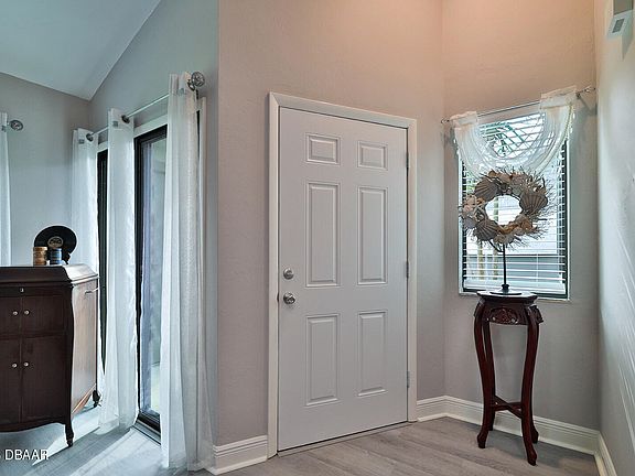 5th image of 240 Orange Grove Dr #D