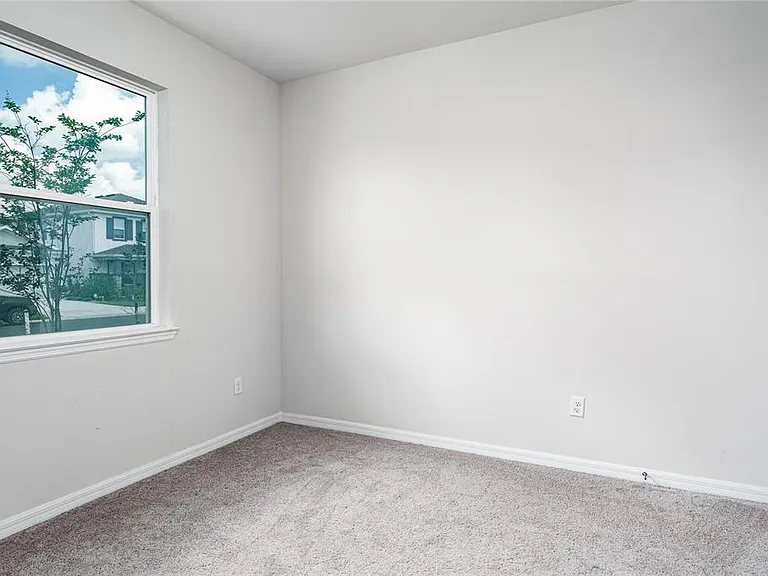 10622 Eustis Dr — Photo 20