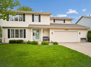 3466 Glenwood Dr, West Des Moines, IA 50265