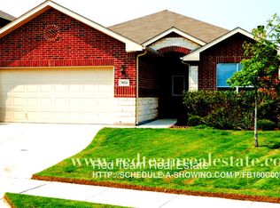 3024 Yoakum St, Fort Worth, TX 76108
