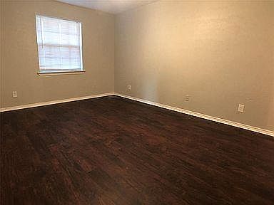 2nd image of 648 Bentwood Dr