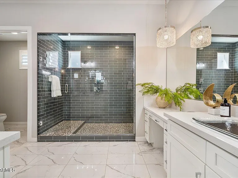 5543 E Beryl Ave — Photo 17