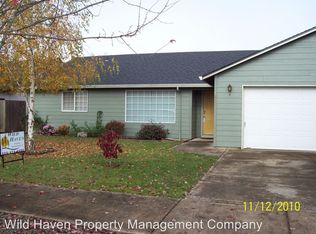 1247 SW Darci Dr, McMinnville, OR 97128