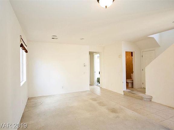 4th image of 10256 Bayhead Beach Ave