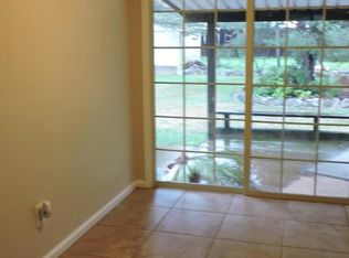 2101 Deerfield Ave, Redding, CA 96002