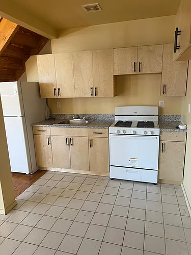 162 McLean Ave #1 Photo 1