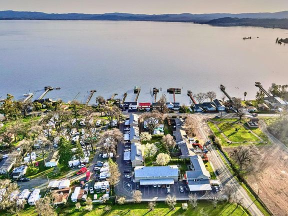 4th image of 6687 Blue Heron Drive