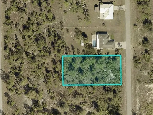 1117 Hamilton Ave, Lehigh Acres, FL 33972