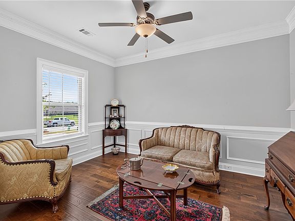 3rd image of 1831 Cannongate Dr