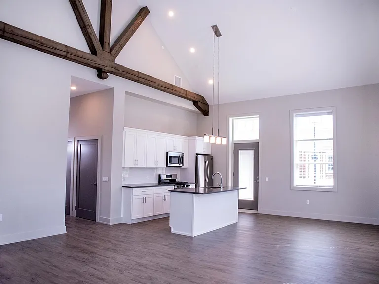Fairfield Townhomes at Islip — Photo 11